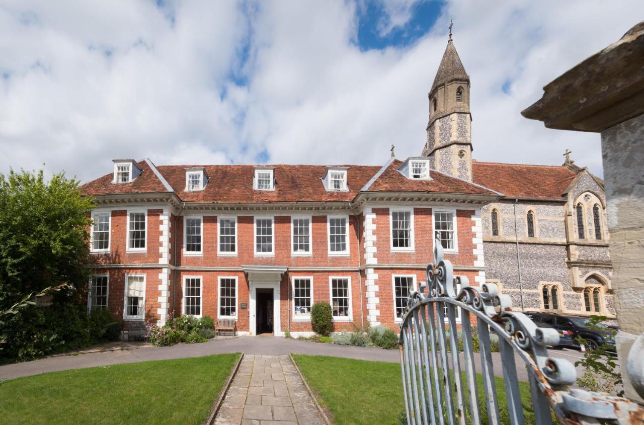 Hotel Sarum College 2*