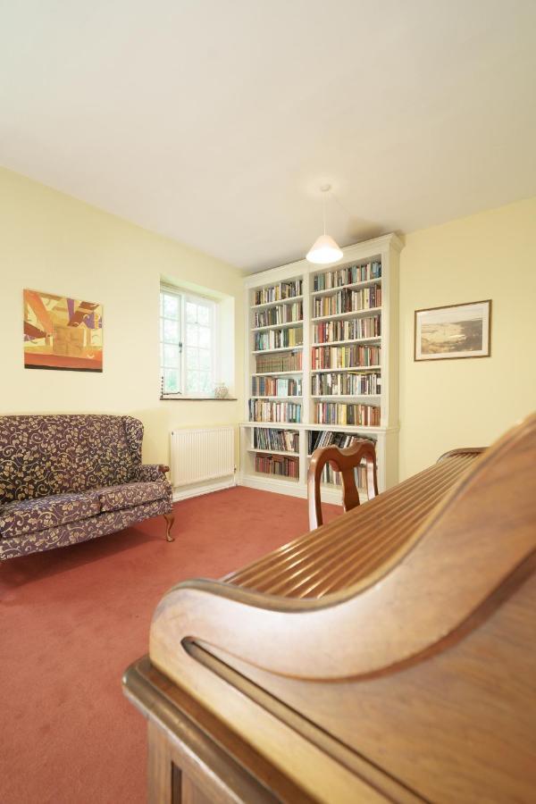 Hotel Sarum College 2*